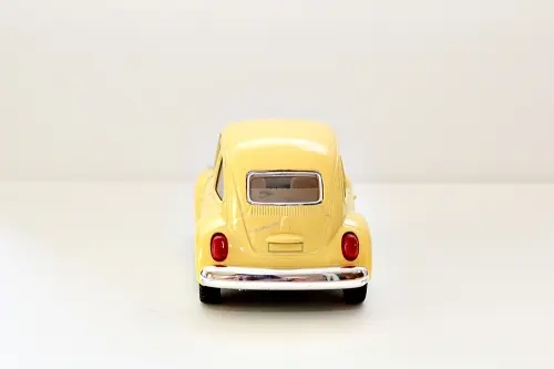 Lekebil stor Volkswagen pastell beetle gul - Image 5